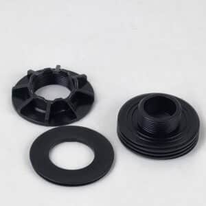 Screwable retainer P01